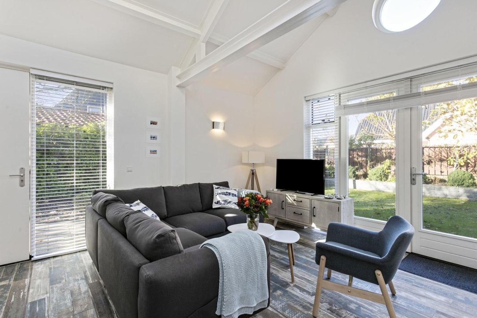 Holiday Home Beach Bubbles - Near The Beach With Big Garden - Not For Companies Ouddorp Exteriör bild