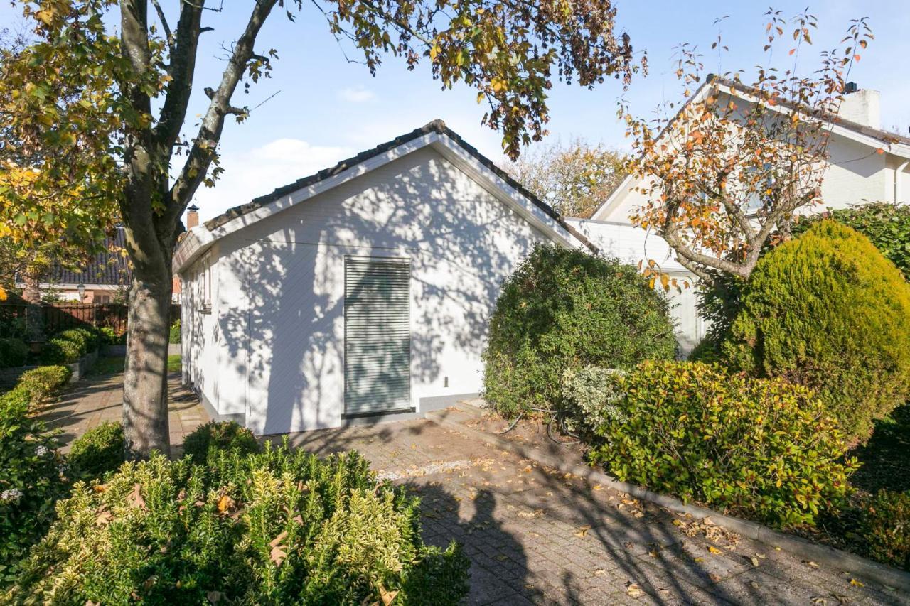 Holiday Home Beach Bubbles - Near The Beach With Big Garden - Not For Companies Ouddorp Exteriör bild